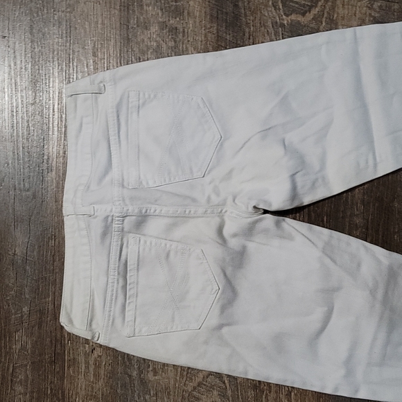 Girls White Aeropostale jeans Capri Style size 3/4 Gently Loved very clean - Picture 10 of 13